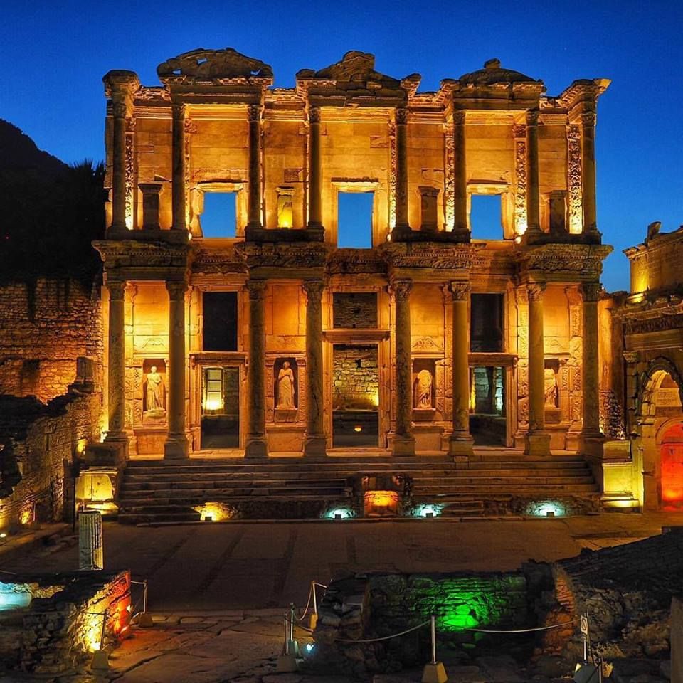 EFES'İN GECE YÜZÜ