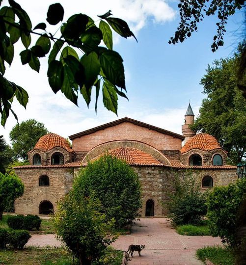 İZNİK VE BURSA: KURULUŞ, KİMLİK, MİRAS